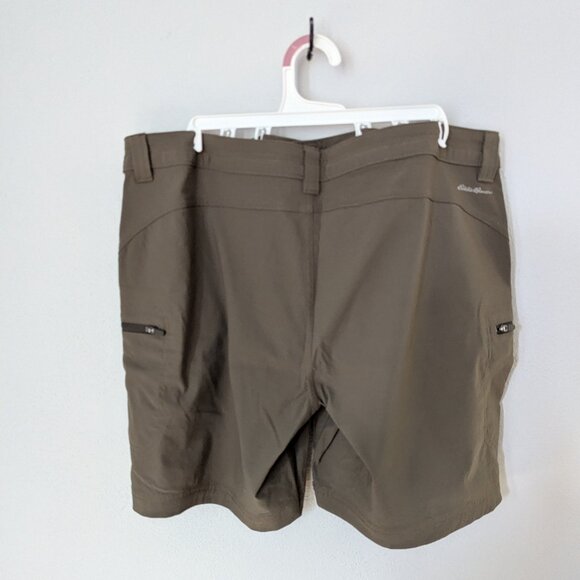Eddie Bauer Guide Pro Womens Size 14 Slate Green Shorts - Picture 2 of 5